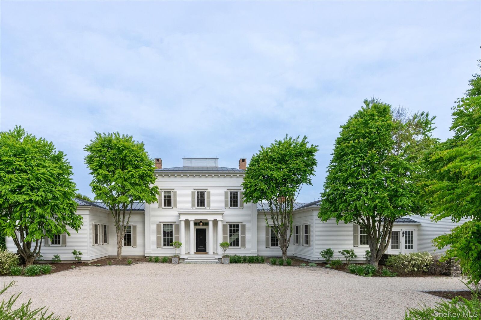 Property Photo:  1190 Chestnut Ridge Road  NY 12522 