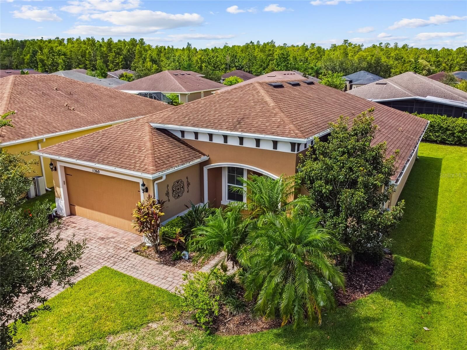 Property Photo: 1260 Bonita Canyon Dr FL 34759