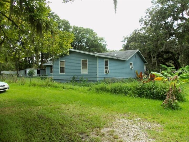 Property Photo: 215 John Carroll Road E FL 33801