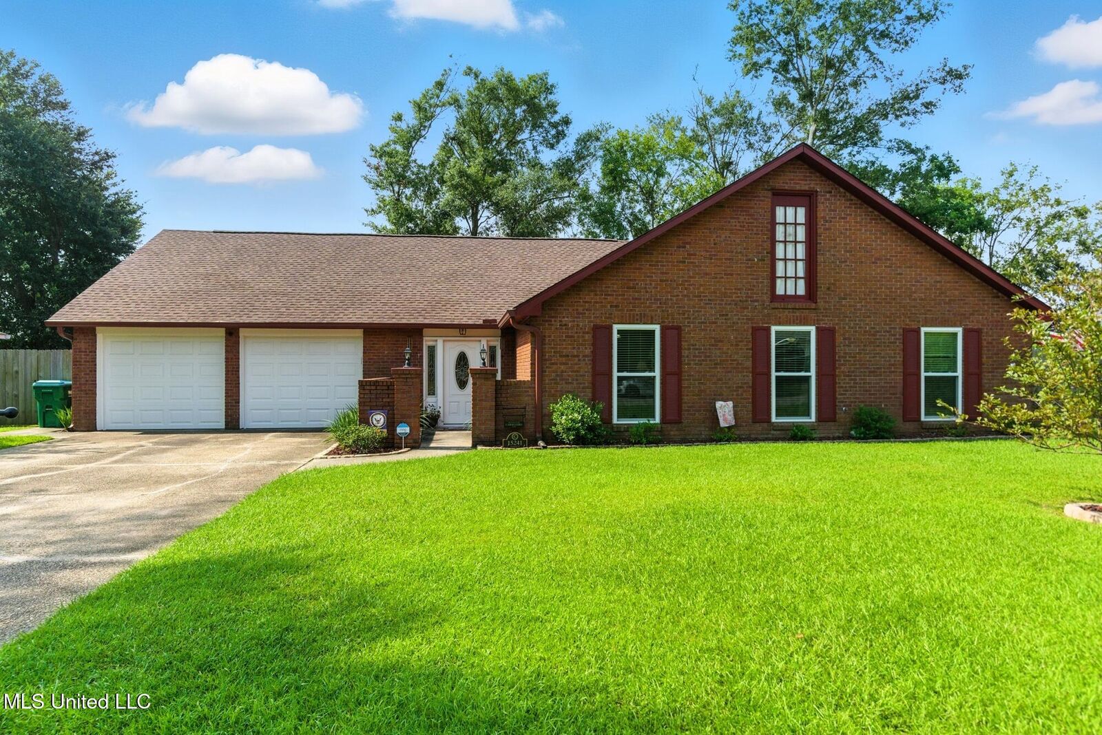 Property Photo:  15241 Debbie Cove  MS 39503 