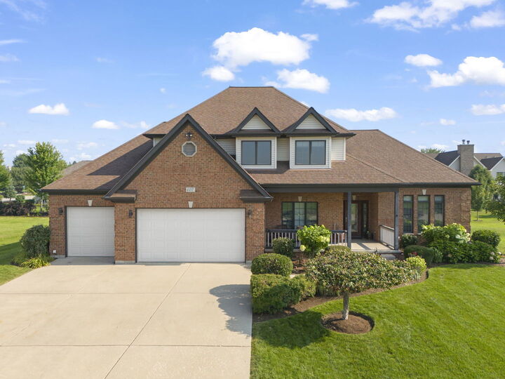 607 Emanuel Lane  Sycamore IL 60178 photo
