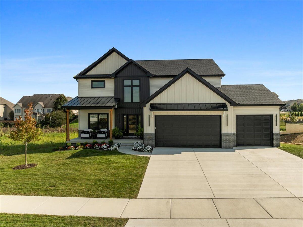 Property Photo: 5305 Finlen Lane IL 61705