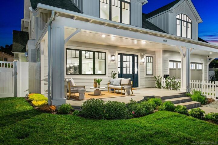 Property Photo: 910 Balboa CA 92118