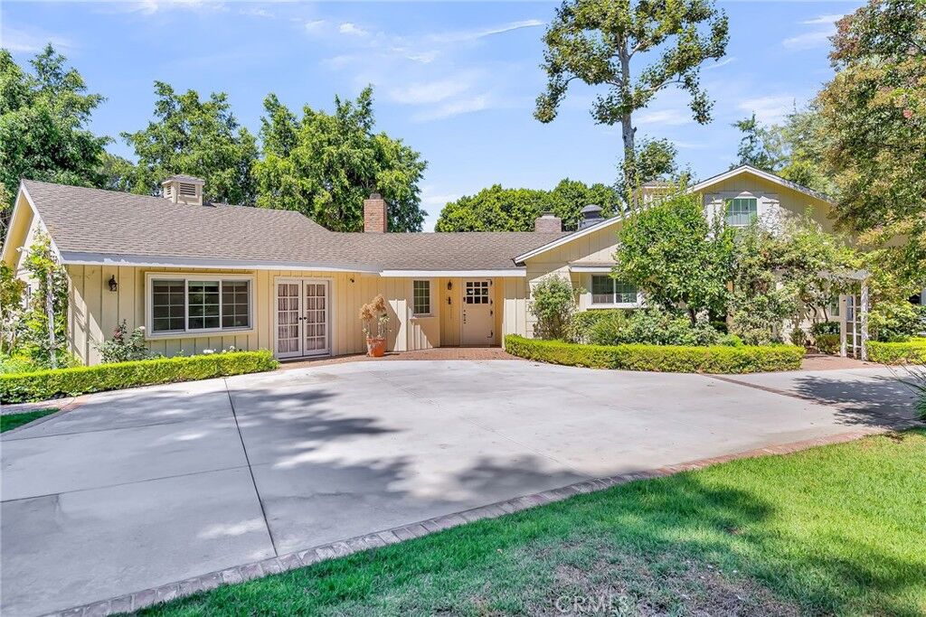 Property Photo:  2838 Rumsey Drive  CA 92506 