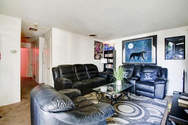 Property Photo: 7325 Arleta Court CA 95823