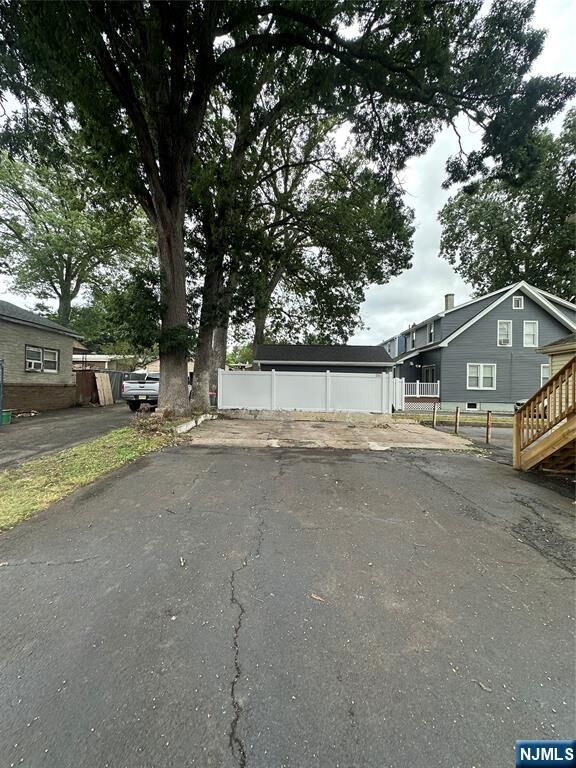 Property Photo:  213 Van Winkle Avenue  NJ 07506 