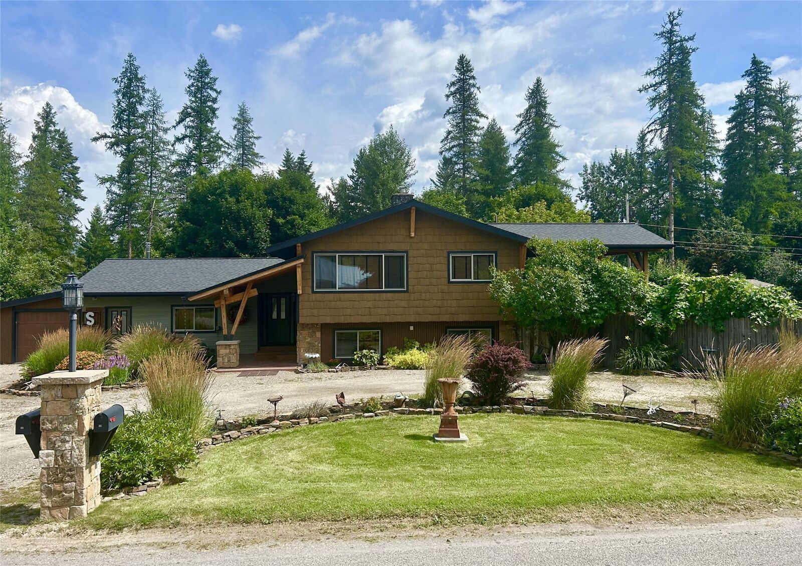 Property Photo: 25 Highwood Drive MT 59923