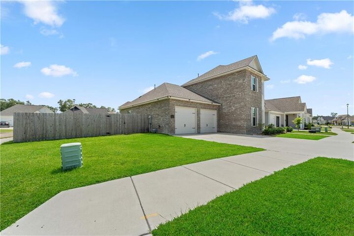 Property Photo: 1680 Continental Drive LA 70433