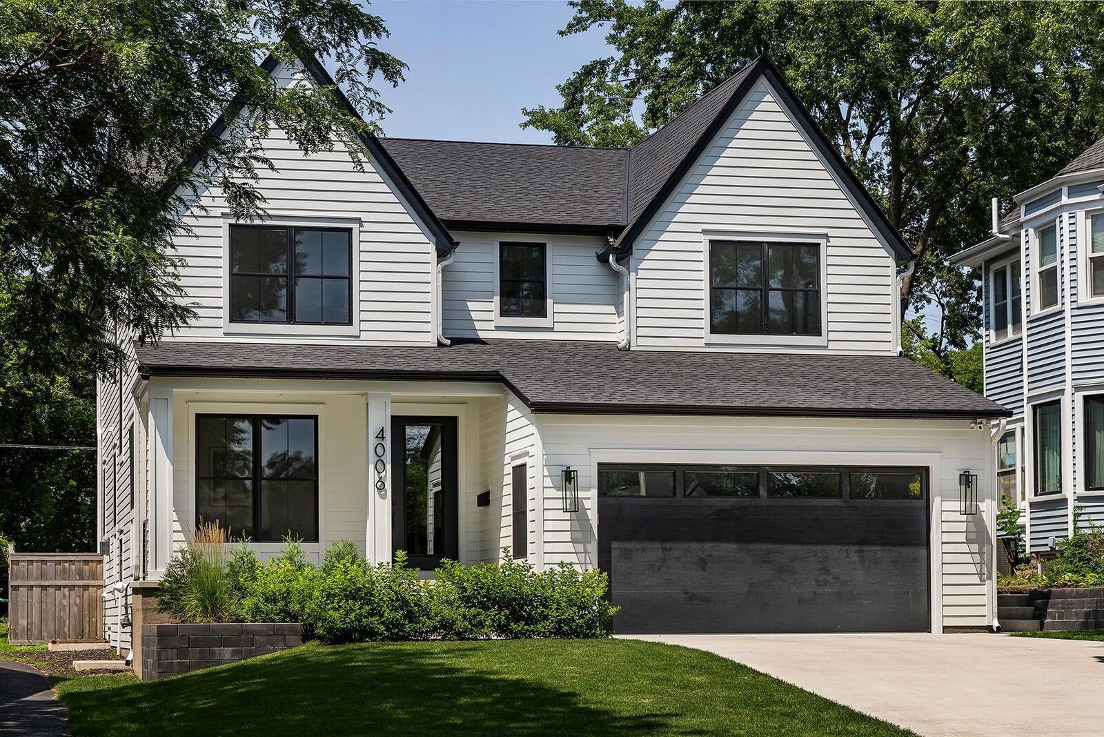 Property Photo: 4006 Sunnyside Road MN 55424