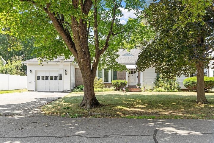 Property Photo:  9 Chase St  MA 01950 