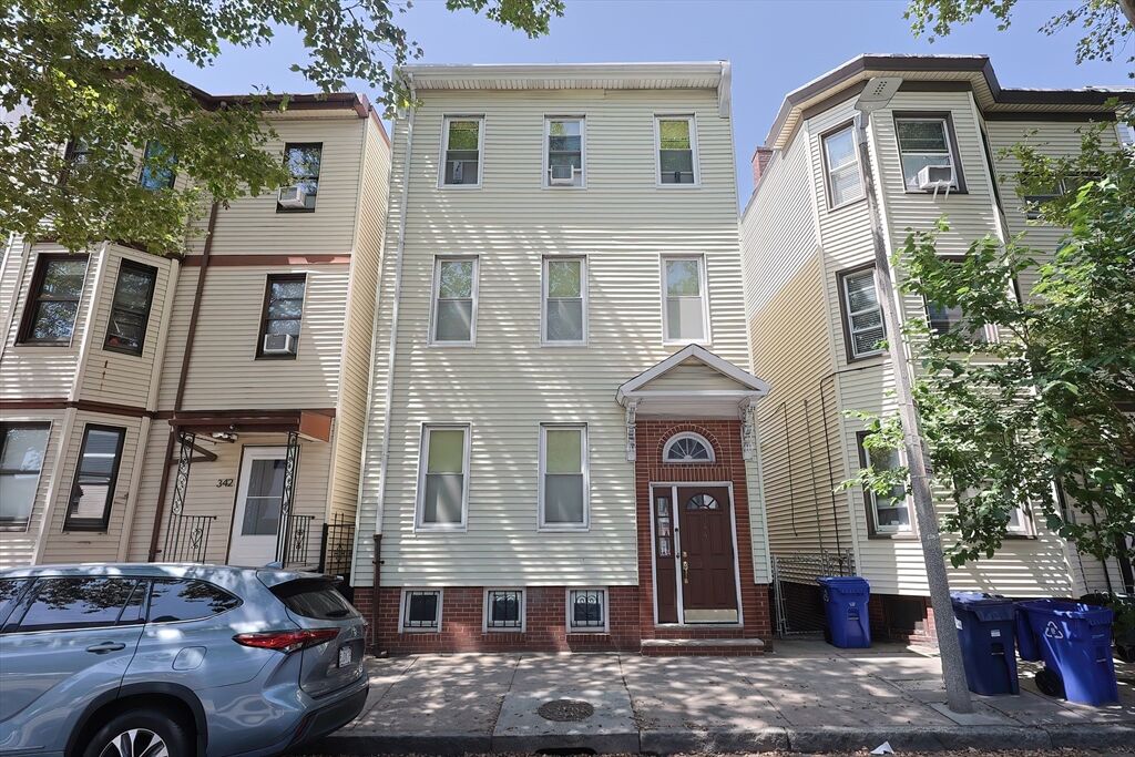 Property Photo:  344 Chelsea St  MA 02128 