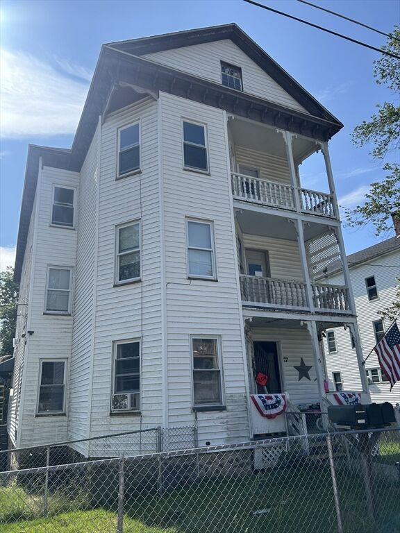 Property Photo:  77 Coombs St 3  MA 01550 
