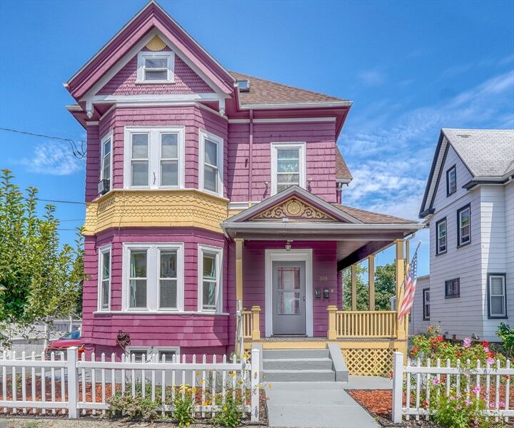 Property Photo: 308 Bowdoin St MA 02152