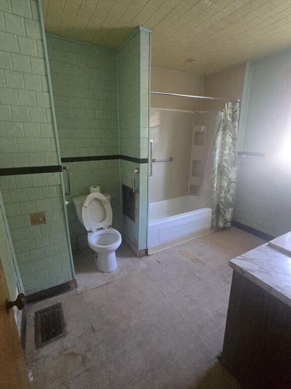 Property Photo:  32 Vine St  MA 02188 