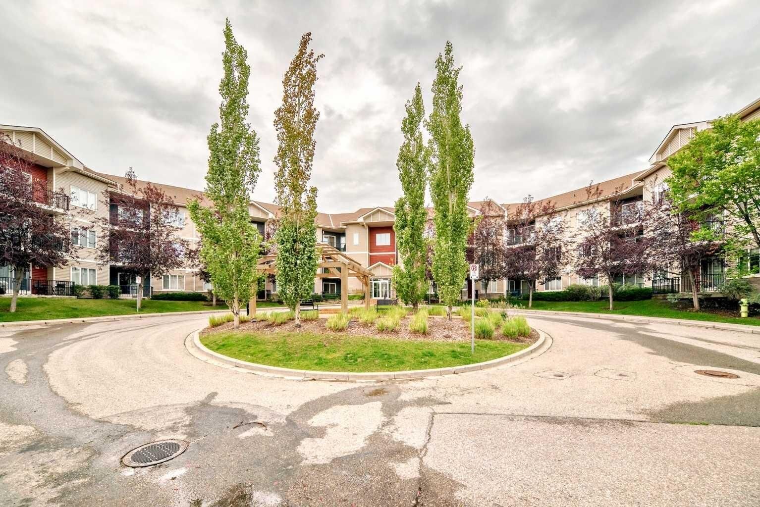 Property Photo: 1540 Sherwood Boulevard NW 1108 AB T3R 0K5