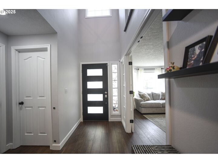 Property Photo: 16802 SE 32nd St WA 98683