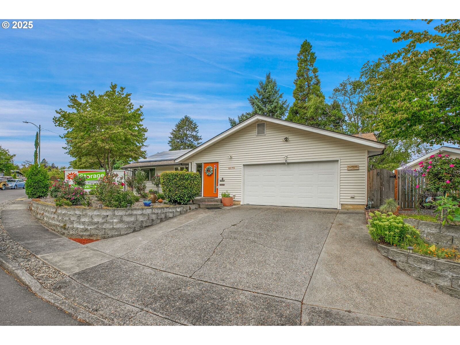 Property Photo:  6175 SW Alice Ln  OR 97008 