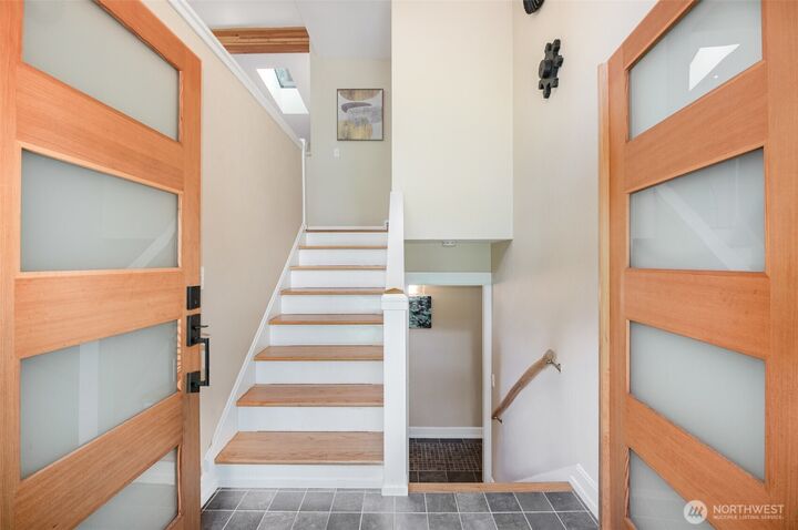 Property Photo: 2705 107th Ave SE Avenue SE WA 98004