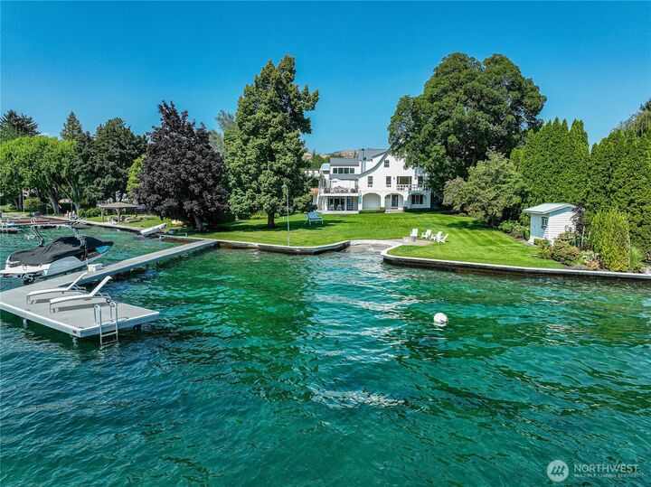 Property Photo: 110 S Bennett Road WA 98831
