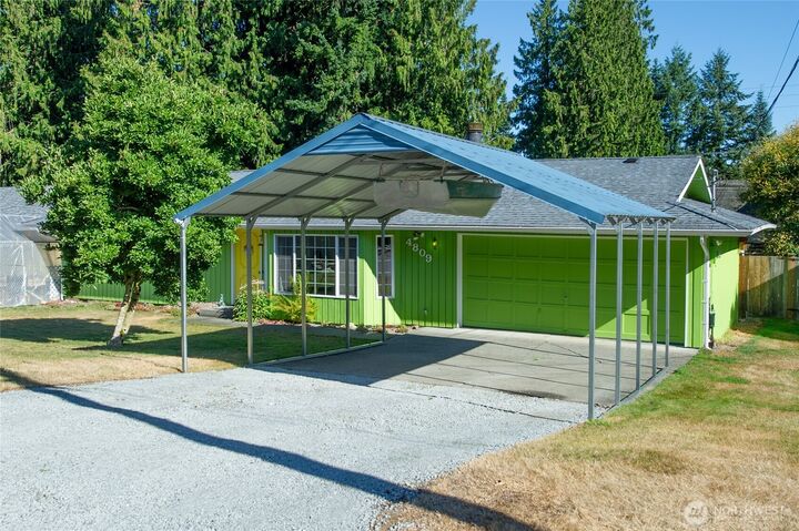 4809  197th Place NE  Arlington WA 98223 photo