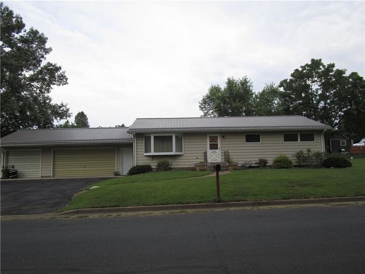 Property Photo:  604 E 10th Street S  WI 54848 