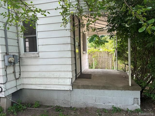 Property Photo: 26537 Brettonwoods Street MI 48071