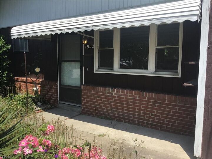 Property Photo:  1952 Kingston Ave  VA 23503 