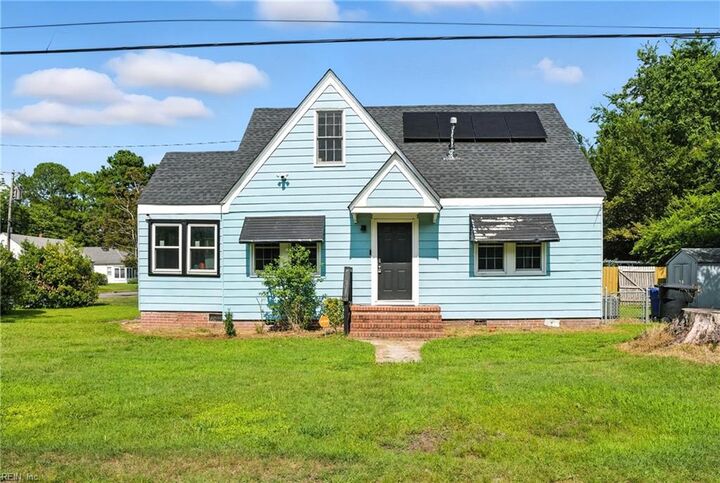 125 Charles Ave  Portsmouth VA 23702 photo