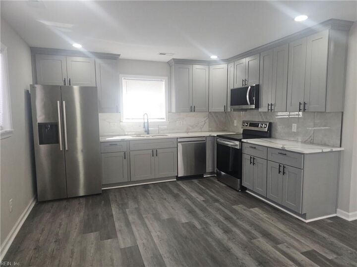 Property Photo:  1010 27th St  VA 23607 