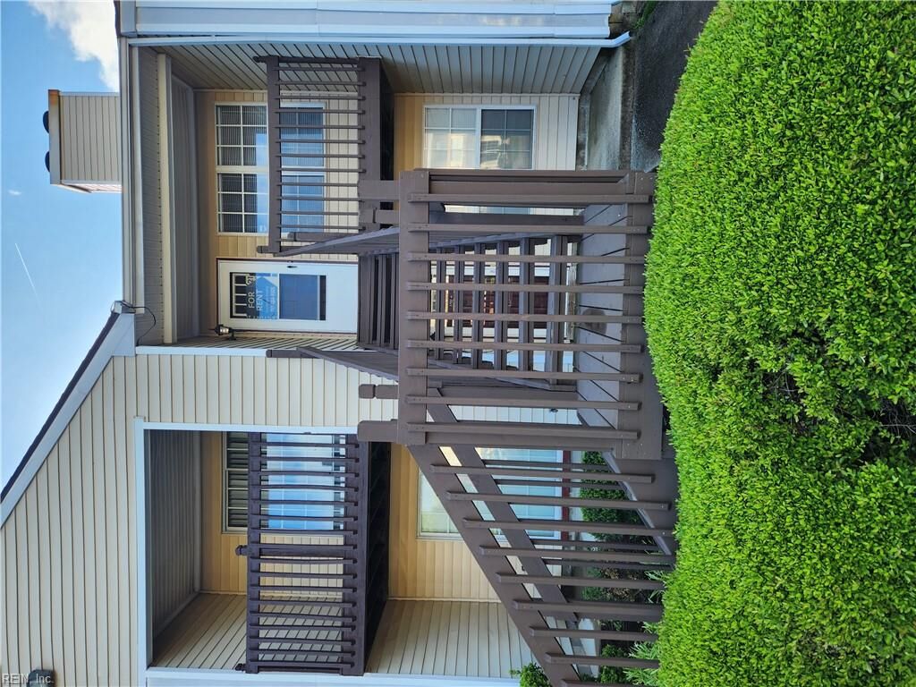 Property Photo:  3722 Towne Point Rd B  VA 23703 