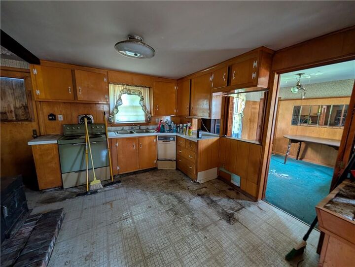 Property Photo:  142 Yucatan Drive  RI 02889 