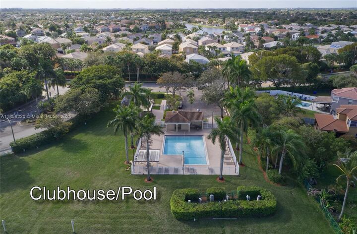 Property Photo: 15343 NW 14th Rd FL 33028