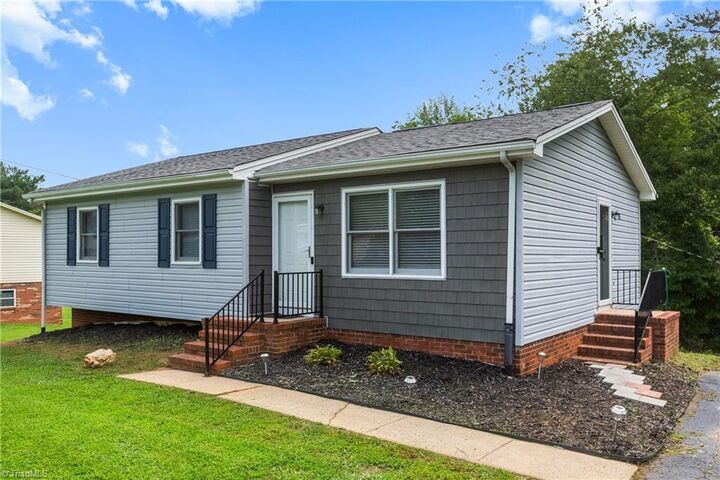 482 Maple Hollow Road  Mount Airy NC 27030 photo