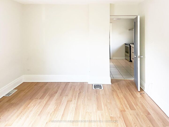 Property Photo: 19 Erie Avenue Upper ON L8N 2W5