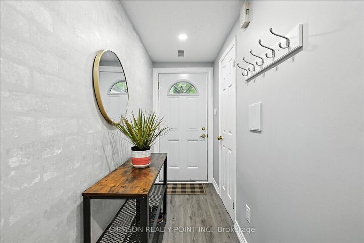 Property Photo:  235 Bronte Street S 37  ON L9T 3V8 