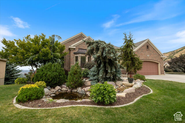 Property Photo: 1803 E Crimson Oak Dr UT 84020