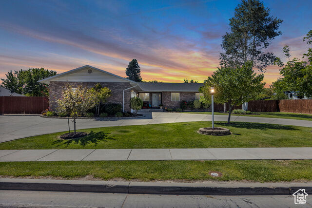 Property Photo: 10366 S 2200 W UT 84095