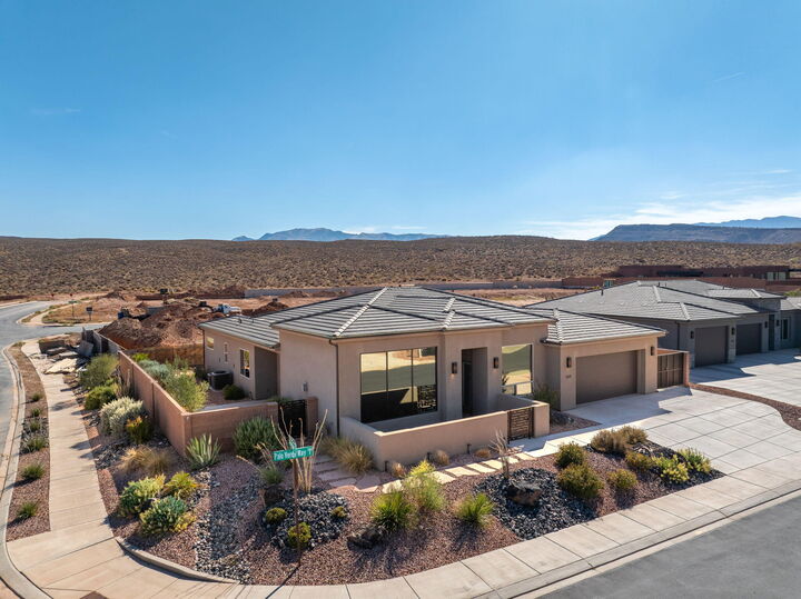 Property Photo:  529 W Palo Verde Way  UT 84738 