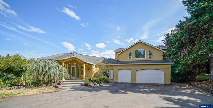 7002 Rainbow Dr SE  Salem OR 97306 photo