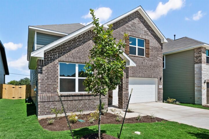 Property Photo: 631 Palo Brea Loop TX 78634
