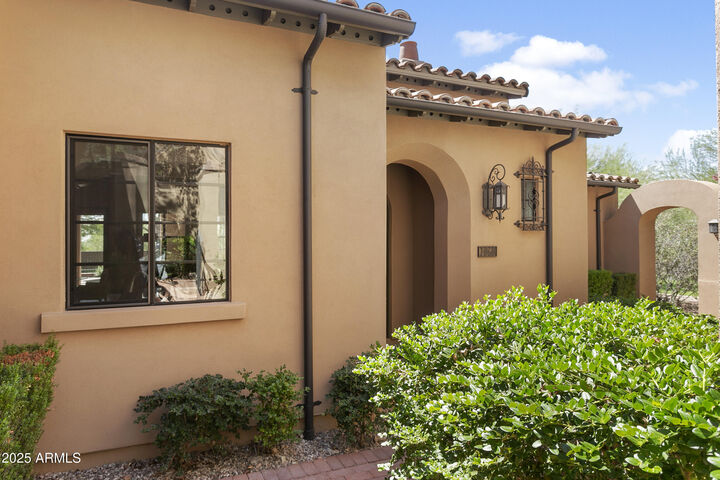 18650 N Thompson Peak Parkway 1060  Scottsdale AZ 85255 photo