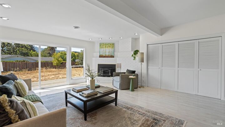 Property Photo: 765 Sun Lane CA 94947