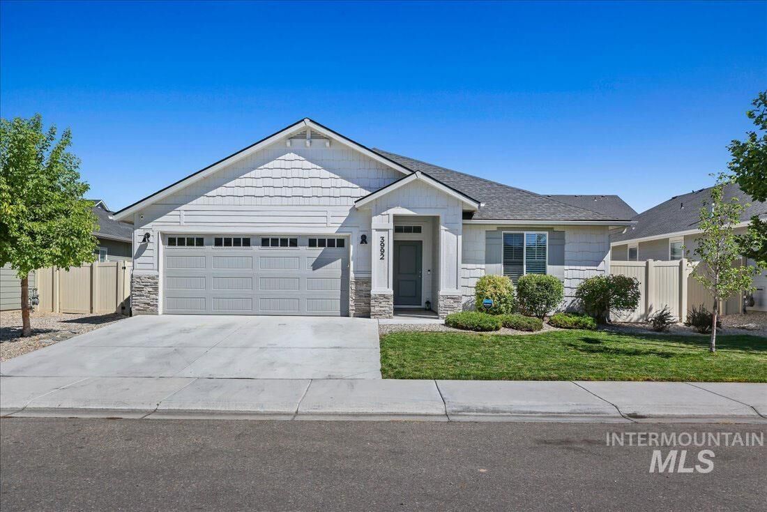 Property Photo: 3992 W Balance Rock St ID 83642