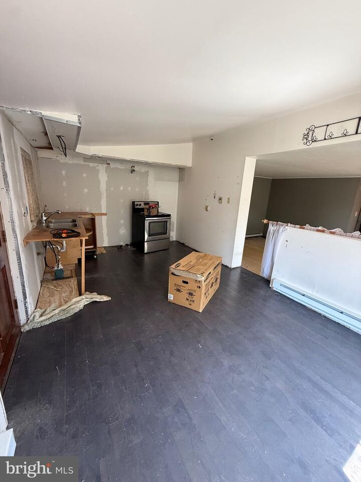 Property Photo:  208 S Elm Street  PA 19551 