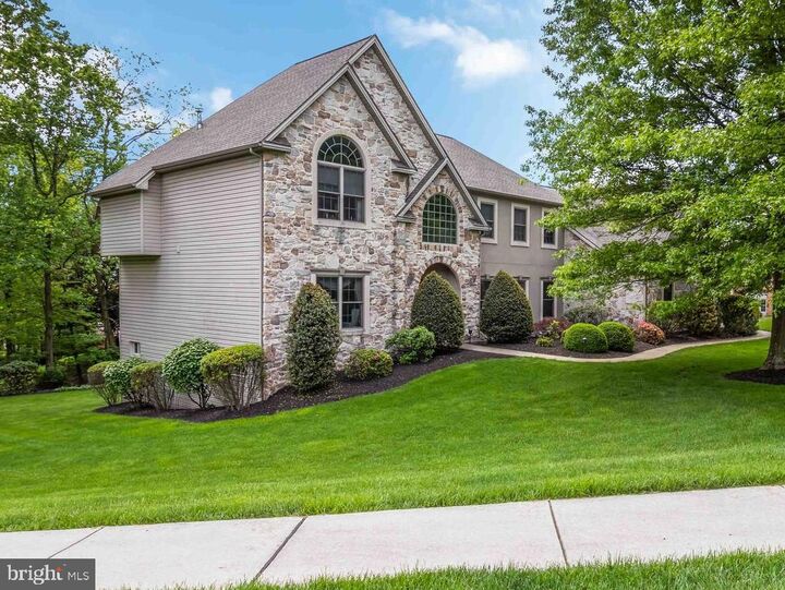 2347 Abbey Lane  Harrisburg PA 17112 photo