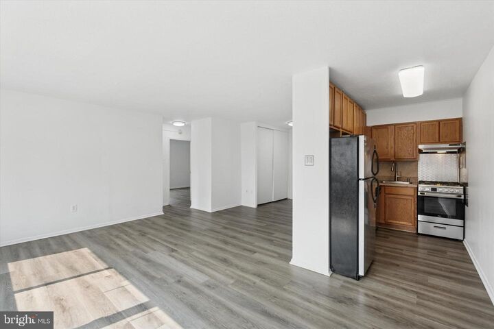 Property Photo: 2101 Chestnut Street 17 1208 PA 19103