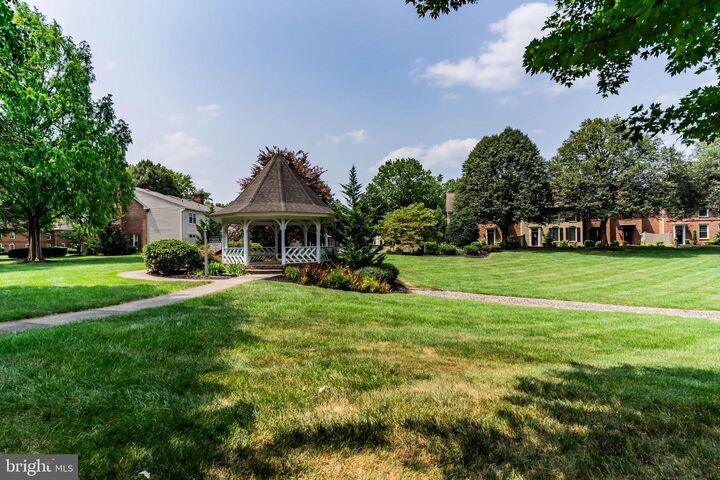Property Photo:  19 Kensington Square  PA 17050 