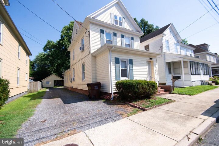 Property Photo: 112 West End Avenue MD 21613