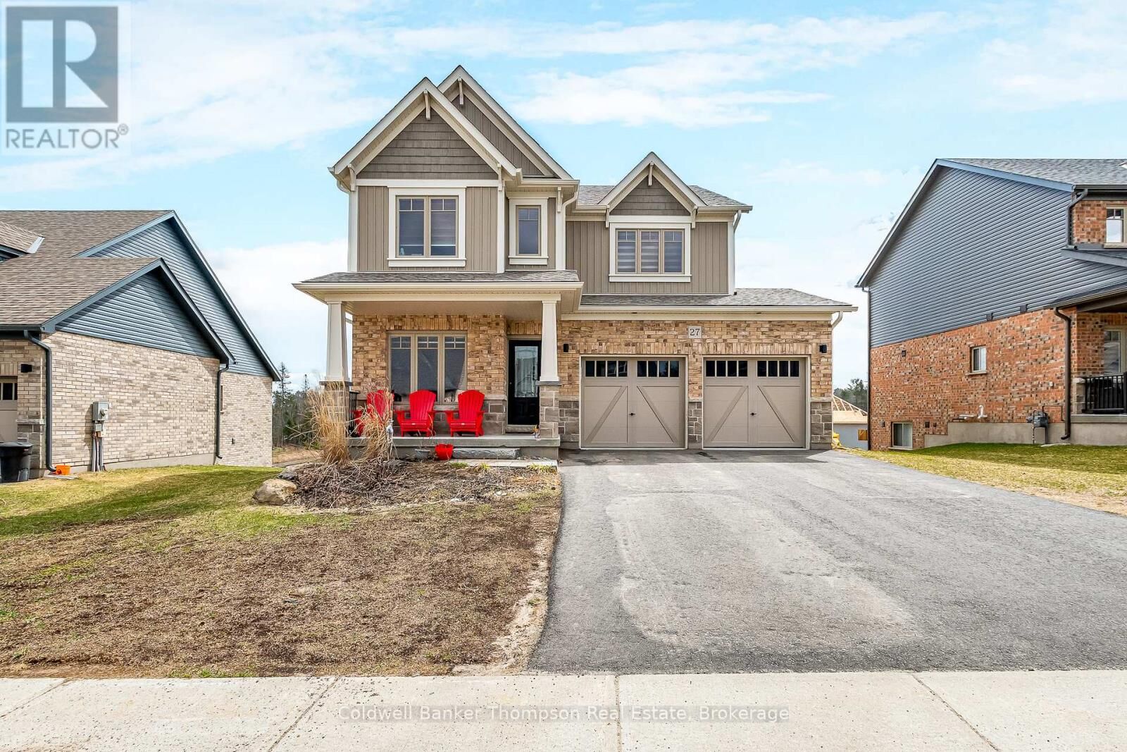 Property Photo:  27 Woodstream Drive  ON P1H 0B7 