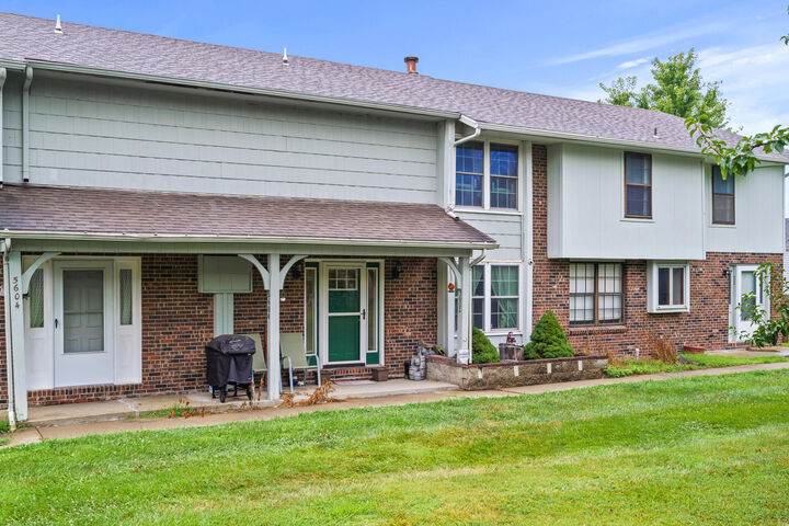 Property Photo: 5602 Pinehurst Ln MO 65202